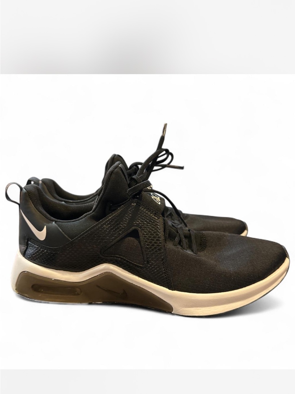 Nike Black and White Men's Athletic Sneakers